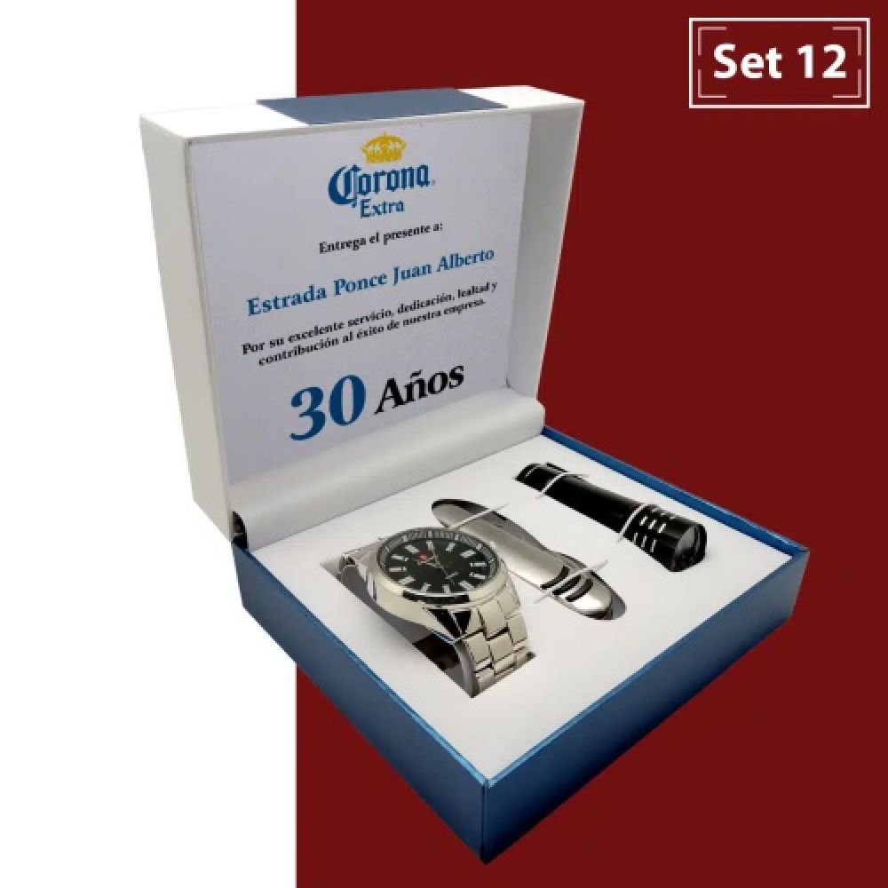 SET DE RELOJ EXTENSIBLE METAL CABALLERO  CON NAVAJA Y LAMPARA DE METAL INCLUYE GRABADO  LASER  EN LAS PIEZAS NO SE PUEDE IMPRIMIR DENTRO DE LA CARATULA Y SON MODELO VARIADOS DE RELOJ CABALLERO imagen
